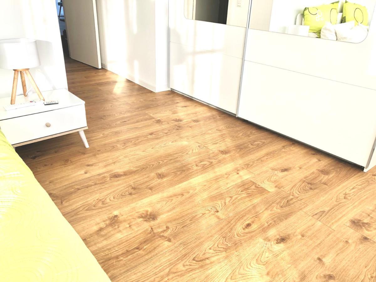 Panorama Penthouse Apartment Mit Klima Und Whirlpool Fuer Bis Zu 6 Personen 프랑켄탈 외부 사진