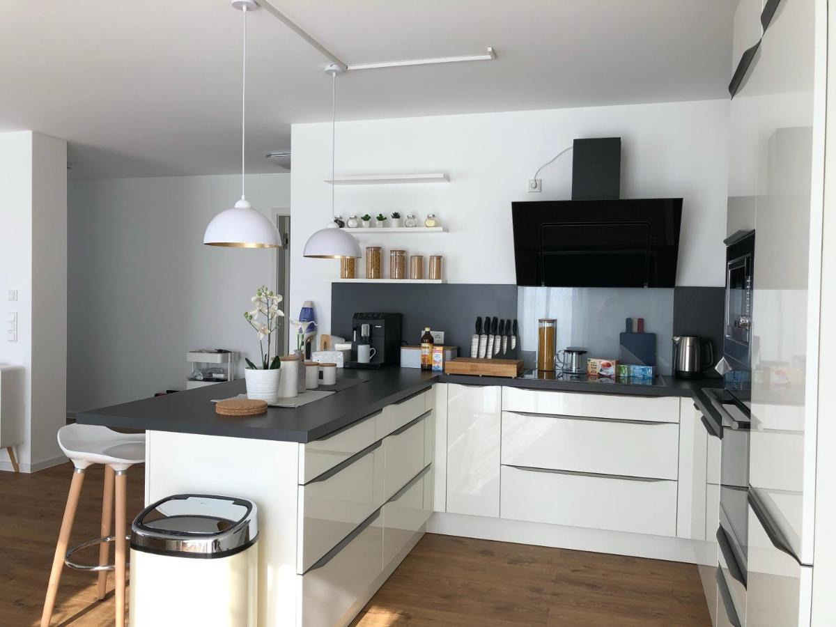 Panorama Penthouse Apartment Mit Klima Und Whirlpool Fuer Bis Zu 6 Personen 프랑켄탈 외부 사진