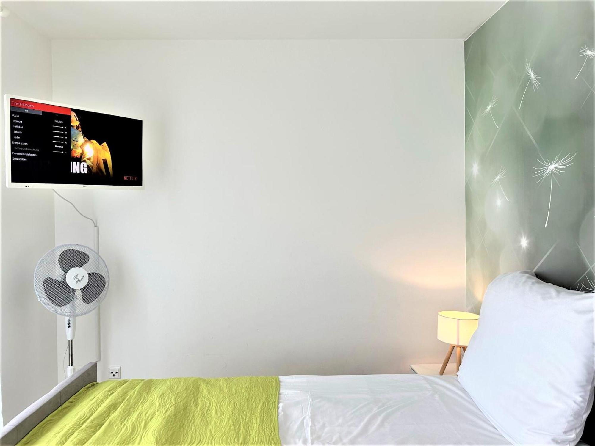 Panorama Penthouse Apartment Mit Klima Und Whirlpool Fuer Bis Zu 6 Personen 프랑켄탈 외부 사진