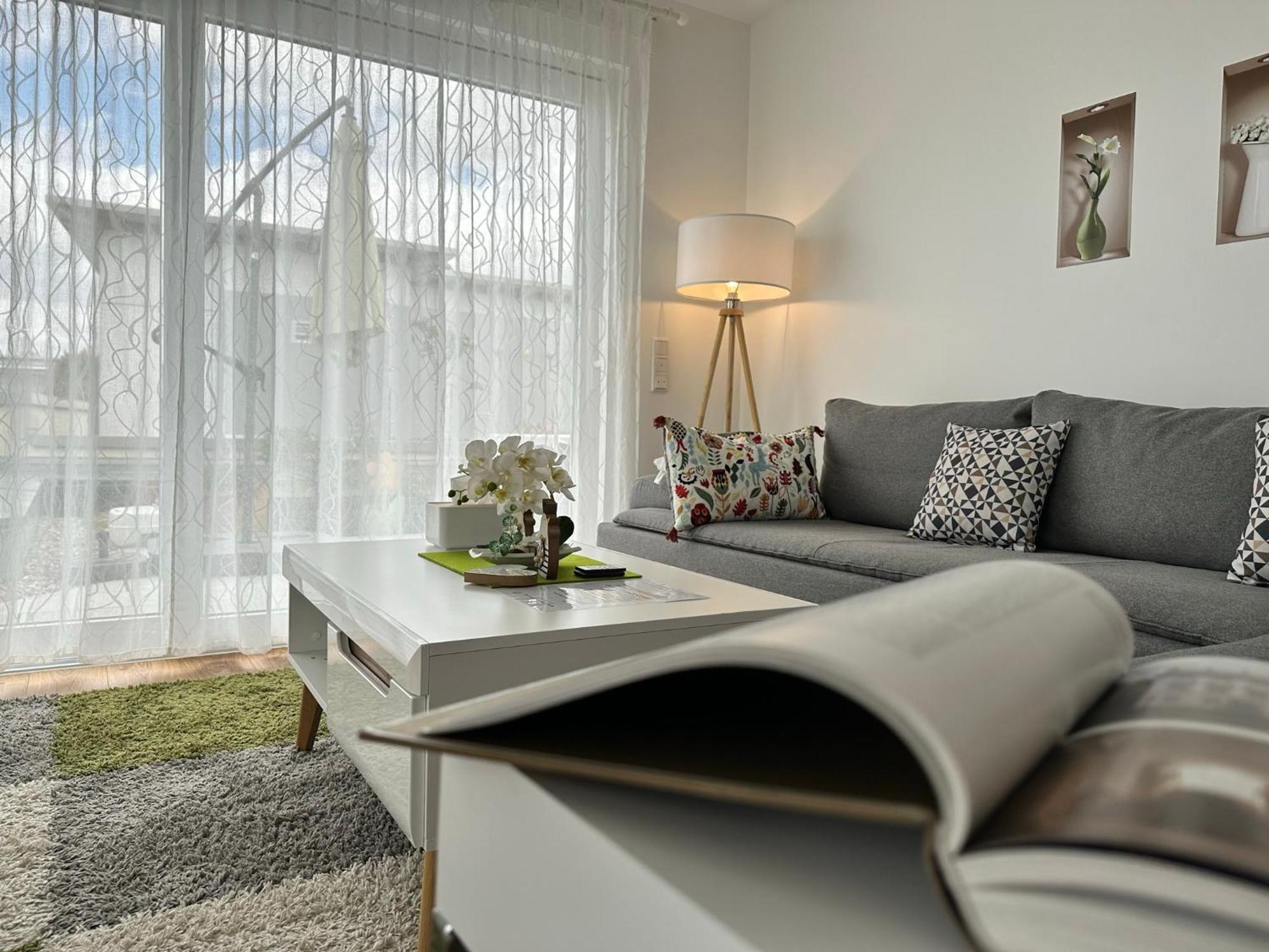 Panorama Penthouse Apartment Mit Klima Und Whirlpool Fuer Bis Zu 6 Personen 프랑켄탈 외부 사진