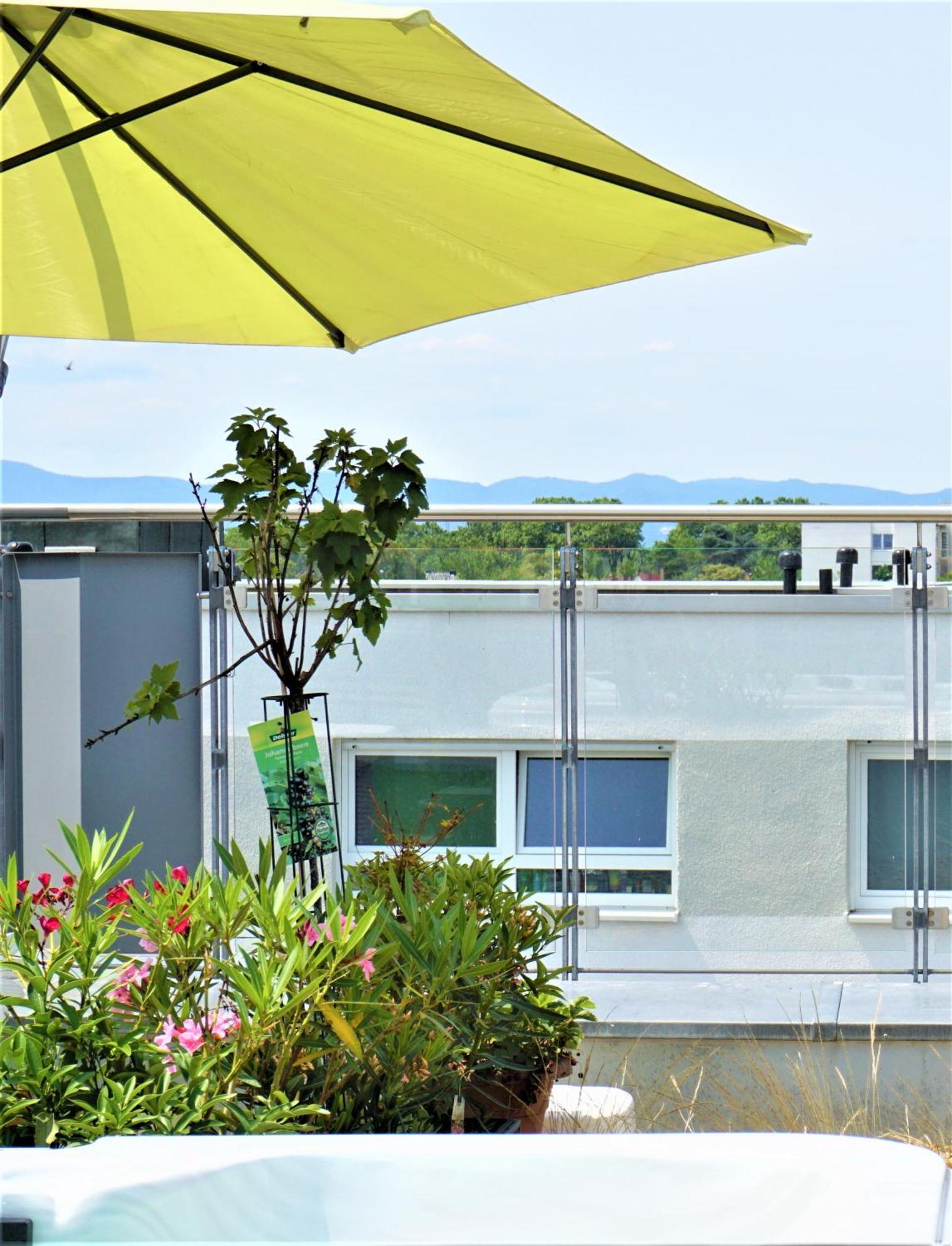 Panorama Penthouse Apartment Mit Klima Und Whirlpool Fuer Bis Zu 6 Personen 프랑켄탈 외부 사진